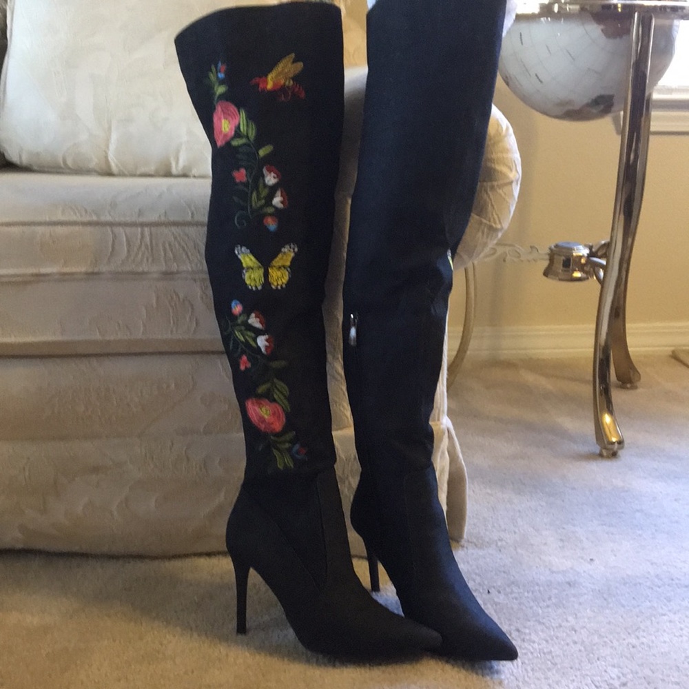 Sexy Cape Robbin 3” Heel Denim Boots